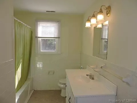 1491 Greate Rd, Gloucester Point, VA 23062 photo 16