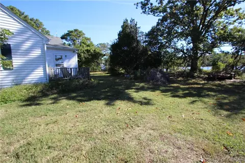 670 Ivison Ln, Onemo, VA 23130 photo 11