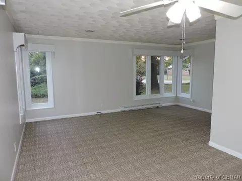 1569 Coleman Dr, Gloucester Point, VA 23062 photo 4