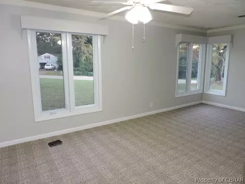 1569 Coleman Dr, Gloucester Point, VA 23062 photo 3