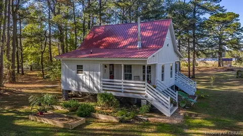 20 Flagstaff Rd, Lancaster, VA 22503 photo 1