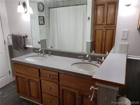8961 Cuba Rd, Hayes, VA 23072 photo 25