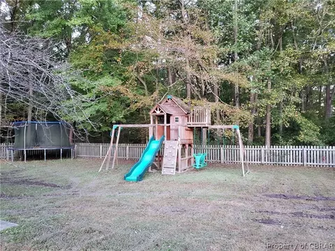 8961 Cuba Rd, Hayes, VA 23072 photo 34