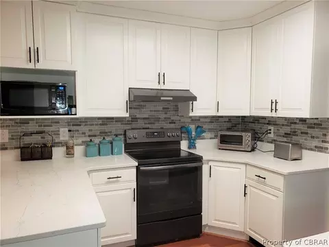 8961 Cuba Rd, Hayes, VA 23072 photo 15