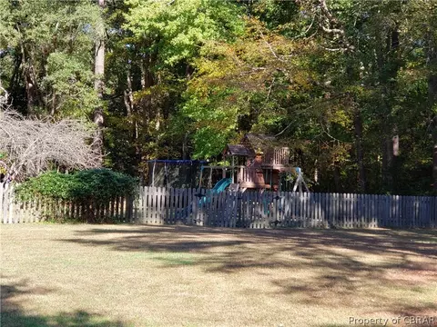 8961 Cuba Rd, Hayes, VA 23072 photo 36