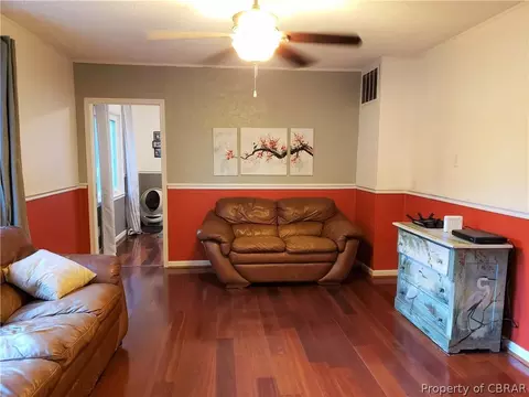 8961 Cuba Rd, Hayes, VA 23072 photo 10