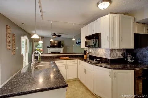 7132 Preston Ct, Gloucester, VA 23061 photo 18