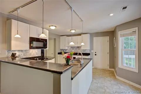 7132 Preston Ct, Gloucester, VA 23061 photo 15