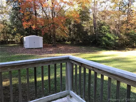 473 Syringa Rd, Topping, VA 23169 photo 2