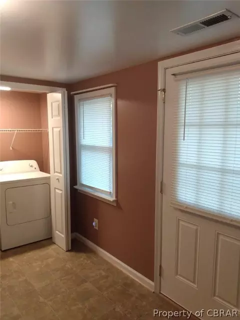 473 Syringa Rd, Topping, VA 23169 photo 13