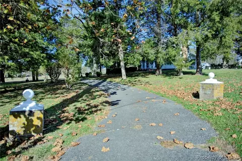6967 Ware House Rd, Gloucester, VA 23061 photo 12