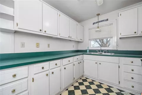 2558 Plain View Ln, Shacklefords, VA 23156 photo 17