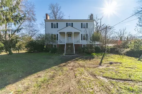 2558 Plain View Ln, Shacklefords, VA 23156 photo 2