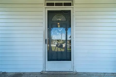 2558 Plain View Ln, Shacklefords, VA 23156 photo 6