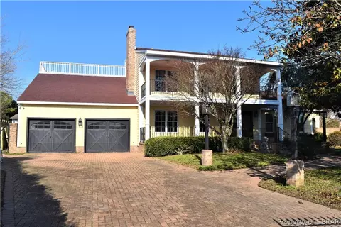 69 Chowning Dr, Hampton, VA 23664 photo 1