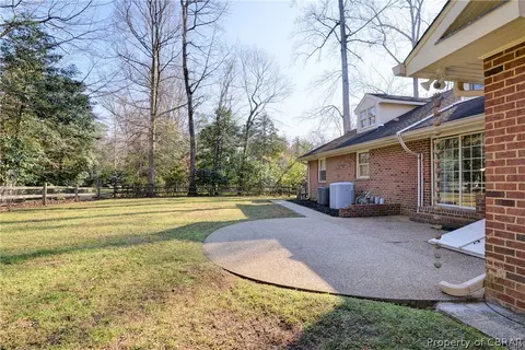 111 Holcomb Dr, Williamsburg, VA 23185 photo 42