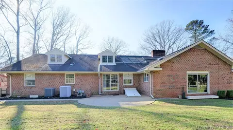 111 Holcomb Dr, Williamsburg, VA 23185 photo 41