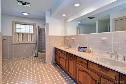 111 Holcomb Dr, Williamsburg, VA 23185 photo 27