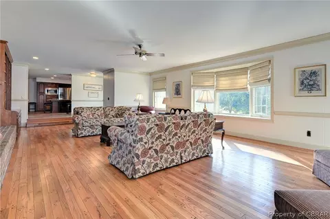 111 Holcomb Dr, Williamsburg, VA 23185 photo 13