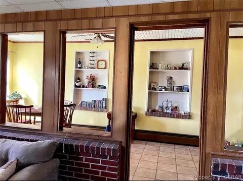 9260 Robins Neck Rd, Gloucester, VA 23061 photo 10