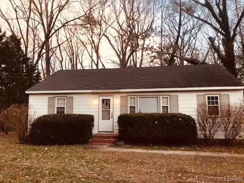 7245 Botetourt Ave, Gloucester, VA 23061 photo 1