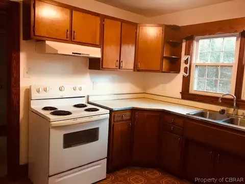 7245 Botetourt Ave, Gloucester, VA 23061 photo 6