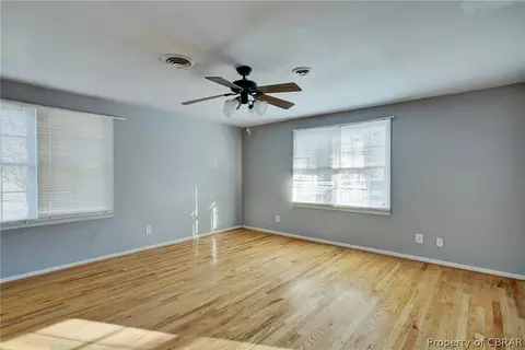 1528 Laurens Rd, Gloucester Point, VA 23062 photo 9