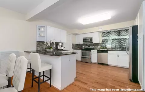 363 Hopemont Cir, Hampton, VA 23669 photo 8