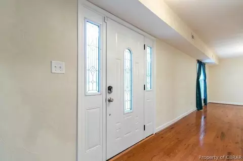 363 Hopemont Cir, Hampton, VA 23669 photo 2