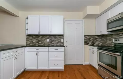 363 Hopemont Cir, Hampton, VA 23669 photo 12