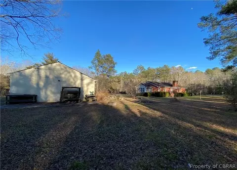 6258 Burleigh Rd, Gloucester, VA 23061 photo 3