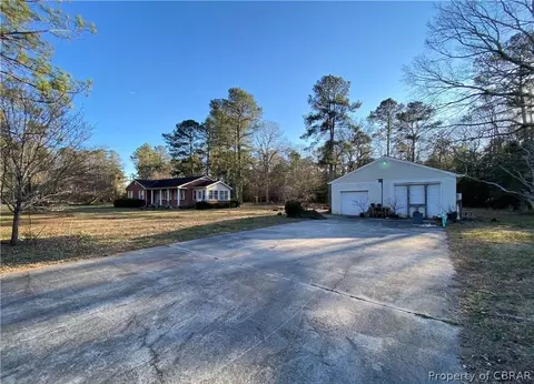 6258 Burleigh Rd, Gloucester, VA 23061 photo 2