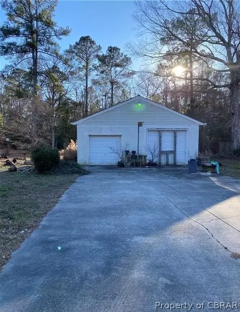6258 Burleigh Rd, Gloucester, VA 23061 photo 13