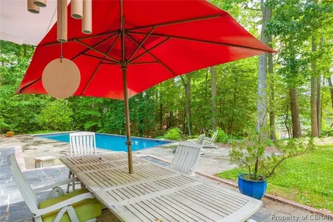 182 Golf Course Dr, Weems, VA 22576 photo 16