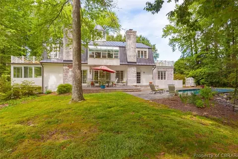 182 Golf Course Dr, Weems, VA 22576 photo 1