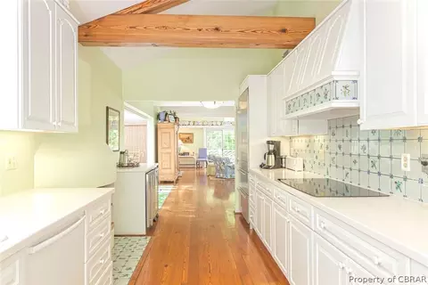 182 Golf Course Dr, Weems, VA 22576 photo 31
