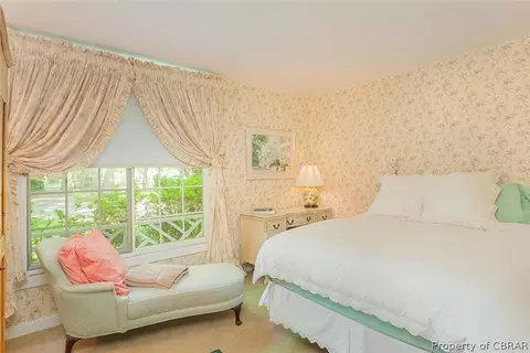 182 Golf Course Dr, Weems, VA 22576 photo 41