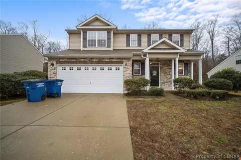 6246 Ruth Dr, Gloucester, VA 23061 photo 2