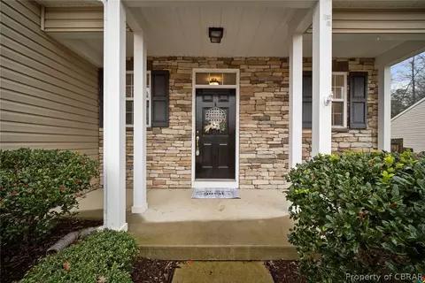 6246 Ruth Dr, Gloucester, VA 23061 photo 1
