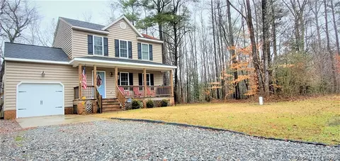128 Pine View Dr, Hartfield, VA 23071 photo 4