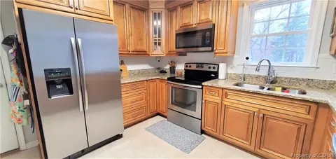 128 Pine View Dr, Hartfield, VA 23071 photo 11