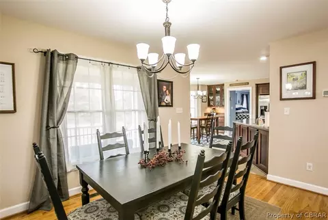 5830 Hillside Dr, Gloucester, VA 23061 photo 9