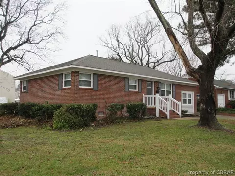 231 Martha Lee Dr, Hampton, VA 23666 photo 1