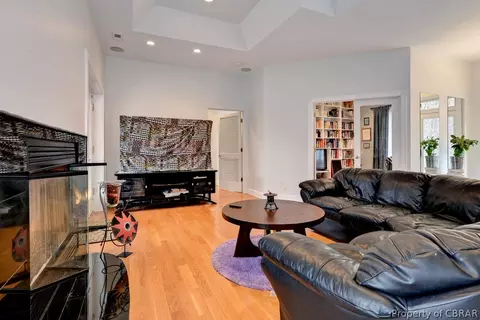 8607 Navajo Trl, Gloucester, VA 23061 photo 17