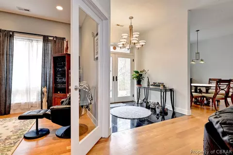 8607 Navajo Trl, Gloucester, VA 23061 photo 15