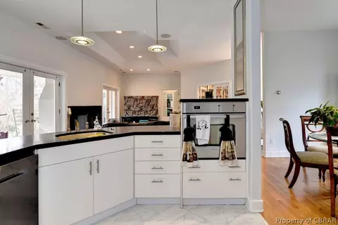 8607 Navajo Trl, Gloucester, VA 23061 photo 8