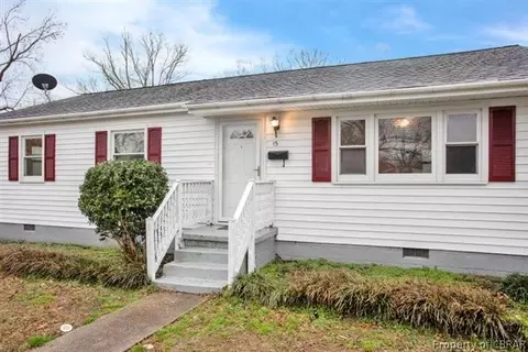 13 Ambrose Ln, Hampton, VA 23663 photo 2