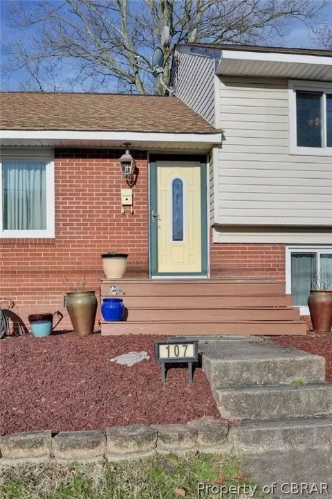 107 Lancaster Ter, Hampton, VA 23666 photo 3