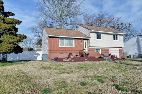 107 Lancaster Ter, Hampton, VA 23666 photo 2