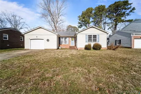 105 Quaker Rd, Hampton, VA 23669 photo 3